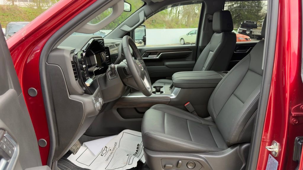 Used 2026 GMC Sierra 2500 SLT w/ SLT Premium Package image 7