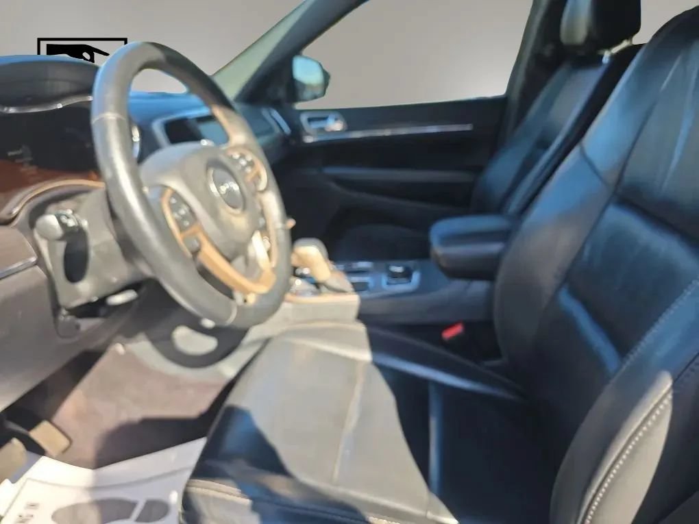 Used 2014 Jeep Grand Cherokee Limited AWD/4WD image 9
