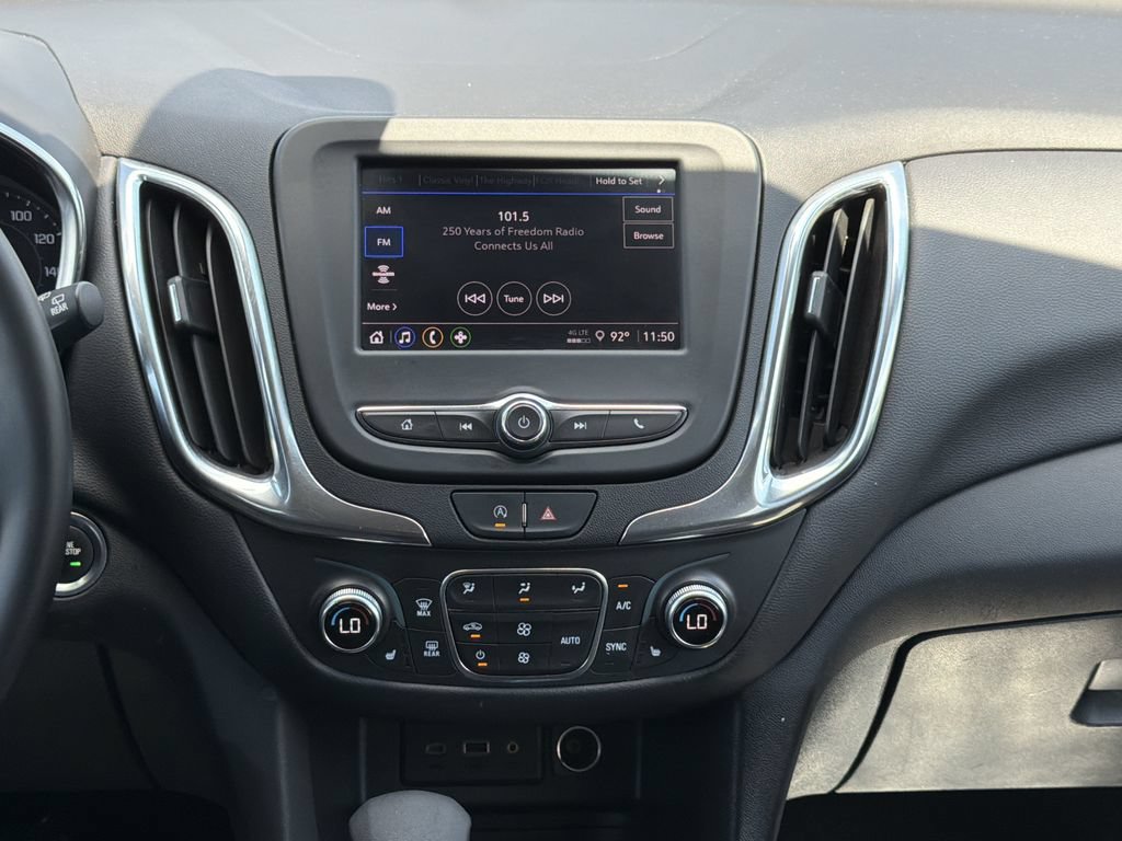 Used 2024 Chevrolet Equinox LT FWD image 4