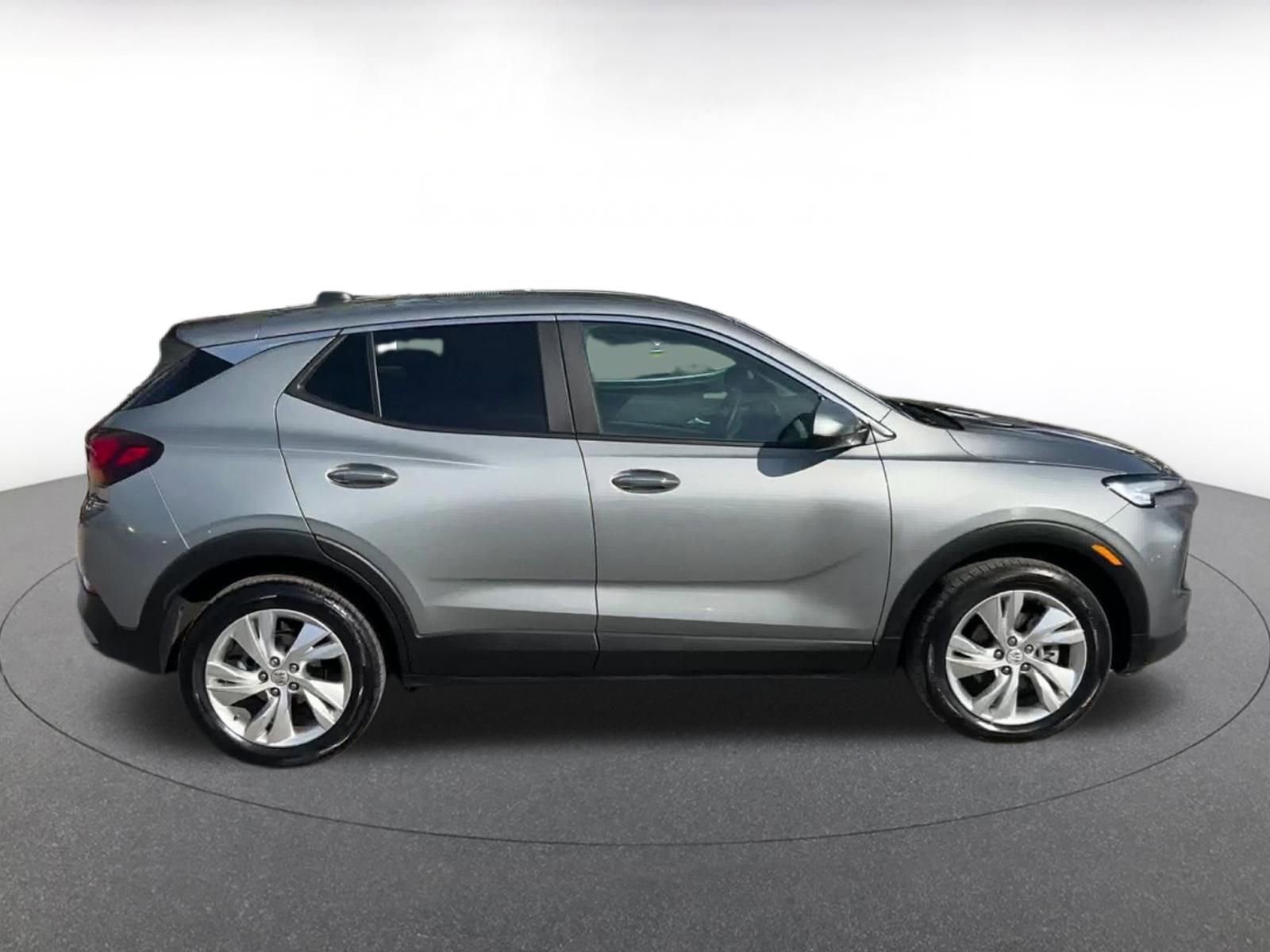 Used 2025 Buick Encore GX Preferred FWD image 16