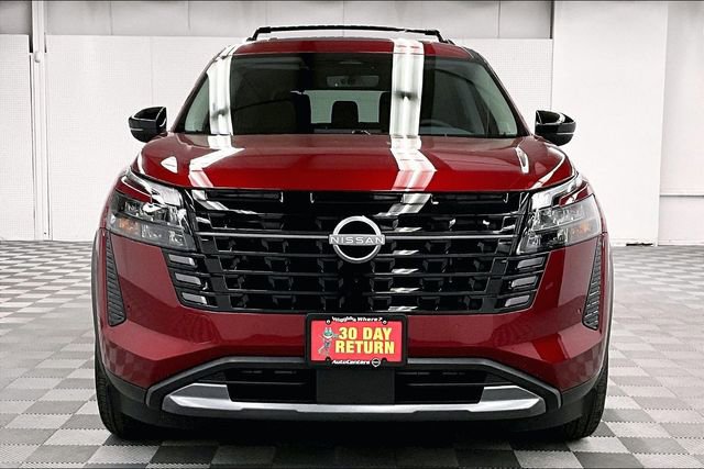 New 2026 Nissan Pathfinder SL image 17