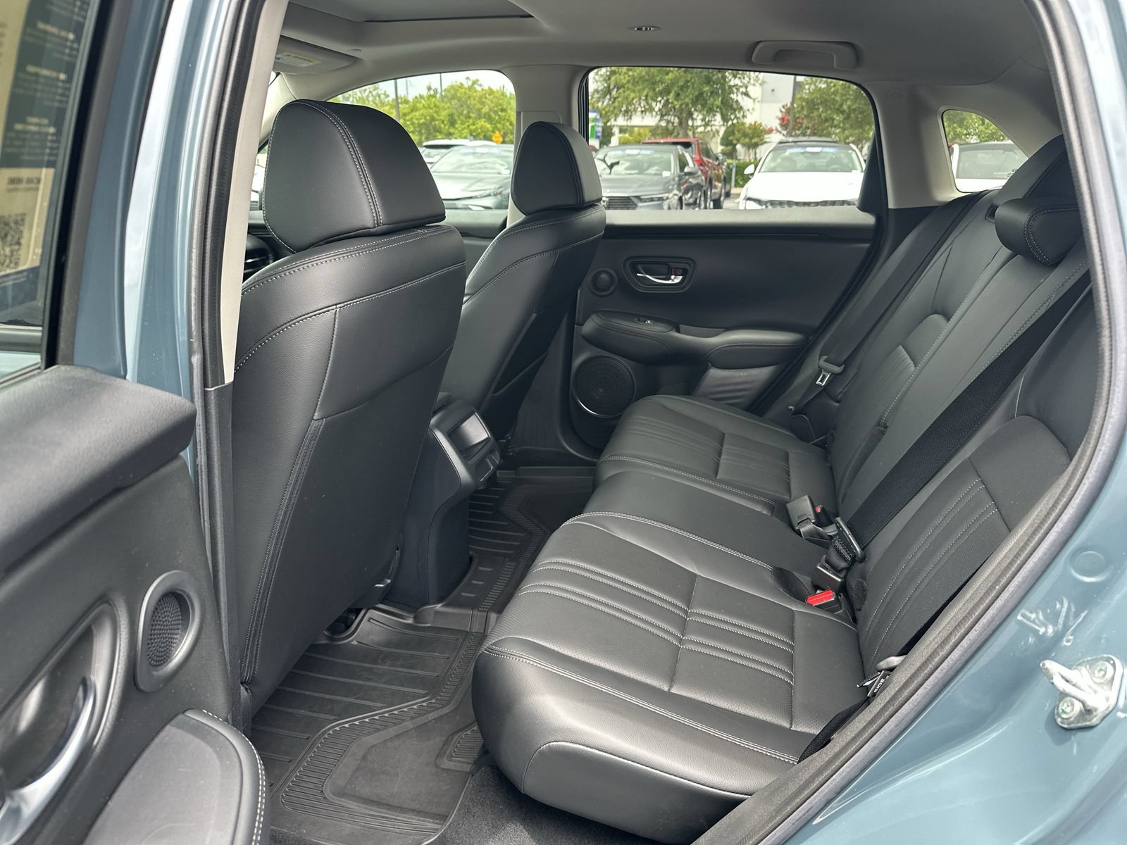 Used 2025 Honda HR-V EX-L image 31