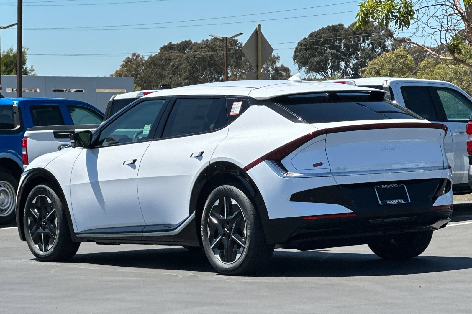 New 2026 Kia EV6 Wind RWD image 6