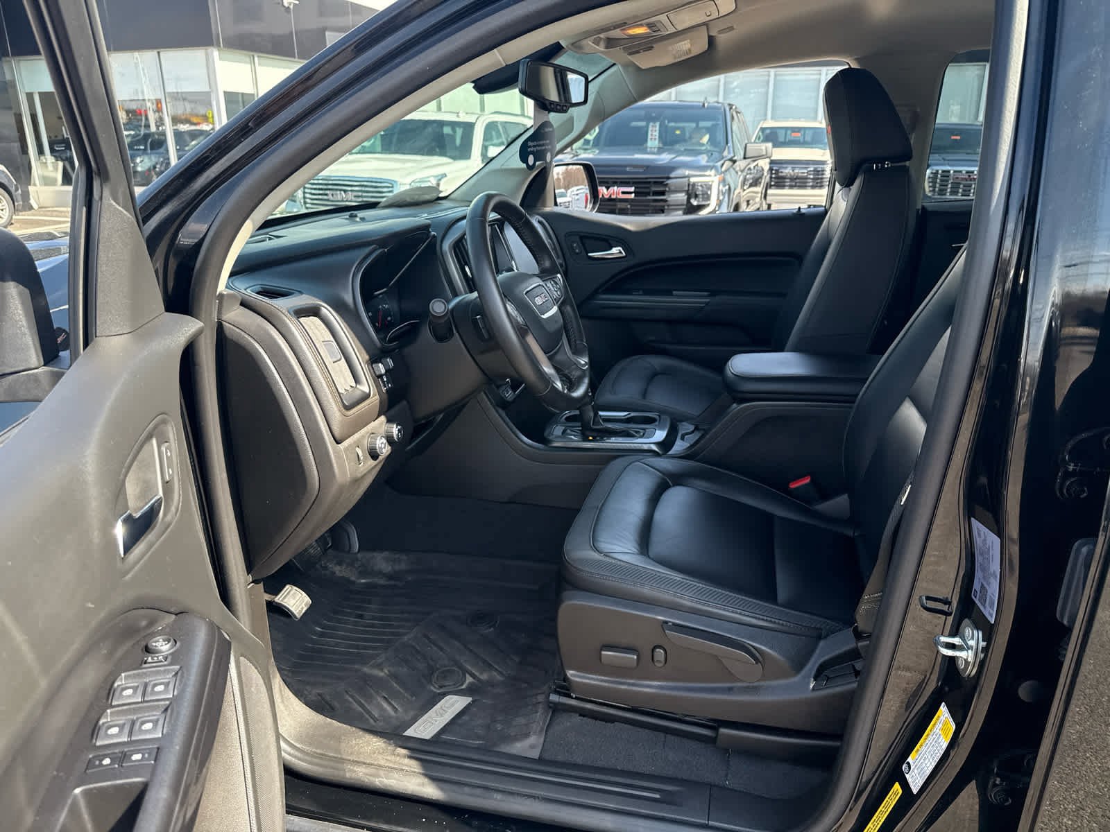 Used 2021 GMC Canyon AT4 w/ Driver Alert Package AWD/4WD image 12