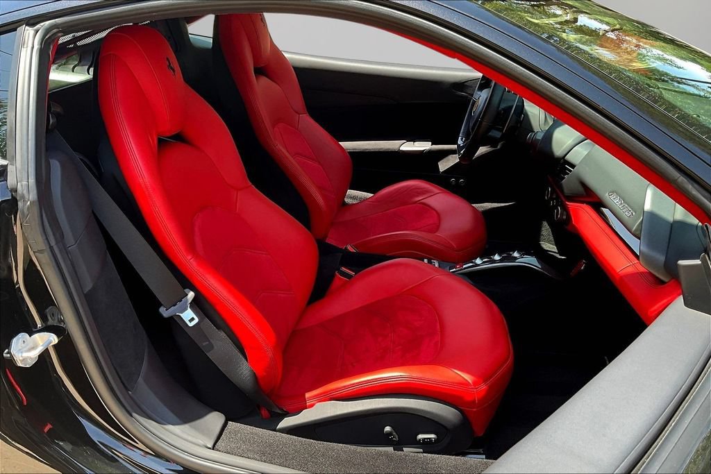 Used 2019 Ferrari 488 GTB RWD image 23