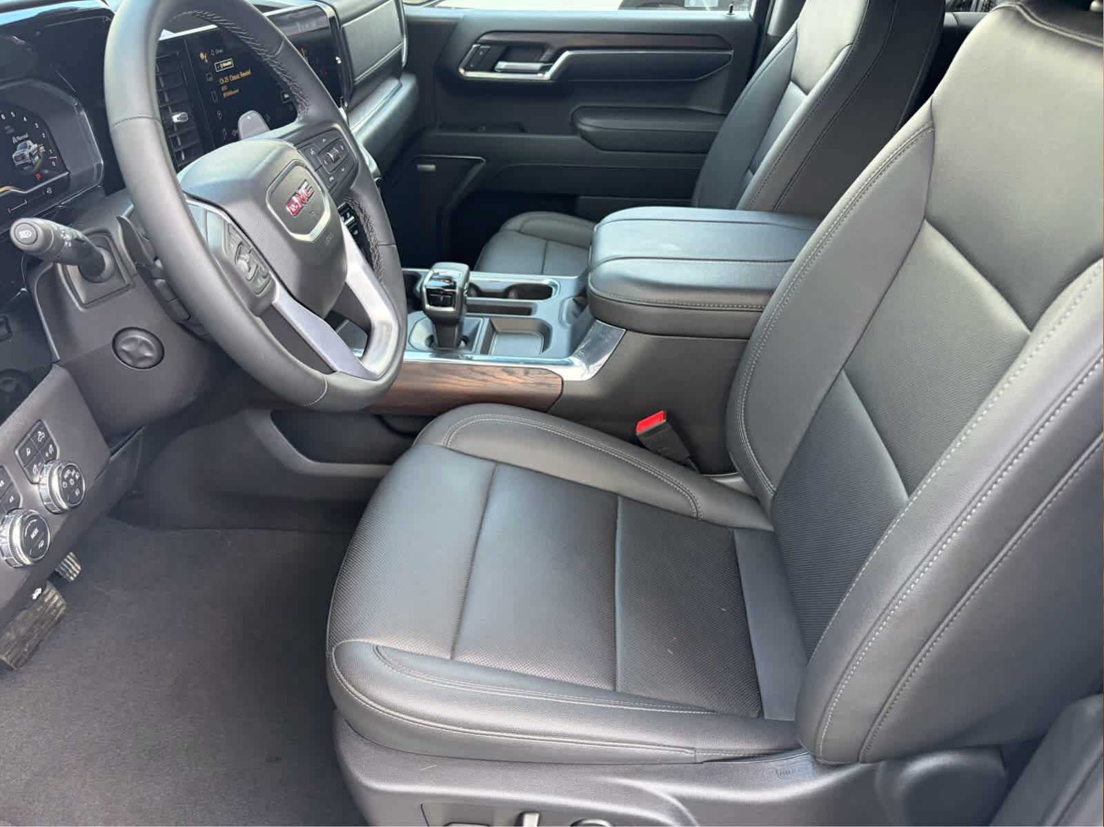 Used 2023 GMC Sierra 1500 SLT w/ SLT Convenience Package AWD/4WD image 9