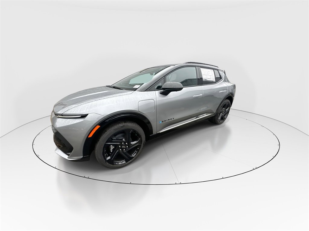 New 2026 Chevrolet Equinox EV RS image 4