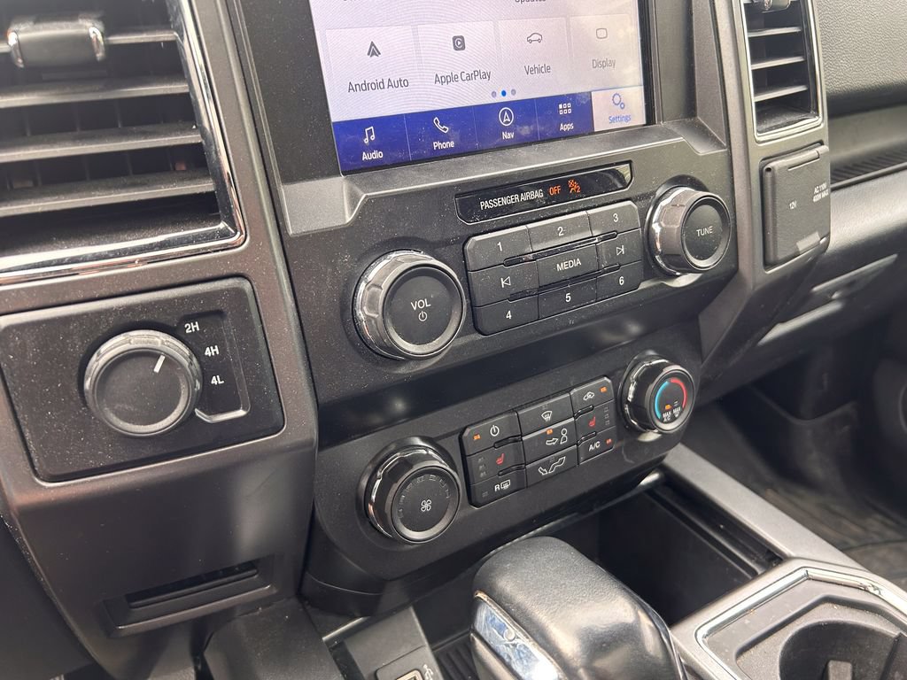 Used 2019 Ford F150 XLT w/ Equipment Group 302A Luxury AWD/4WD image 24