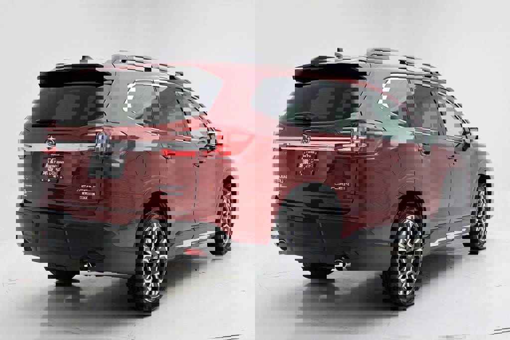 Used 2023 Subaru Ascent Limited w/ Technology Package image 8