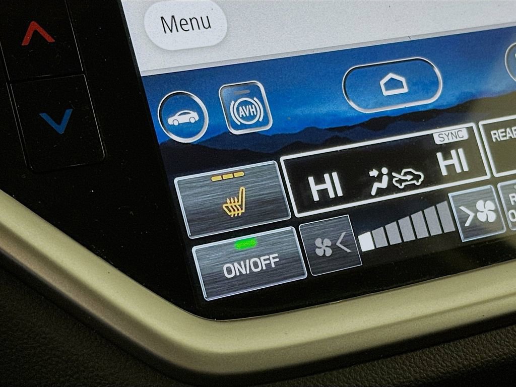 Used 2023 Subaru Ascent Limited w/ Technology Package image 28