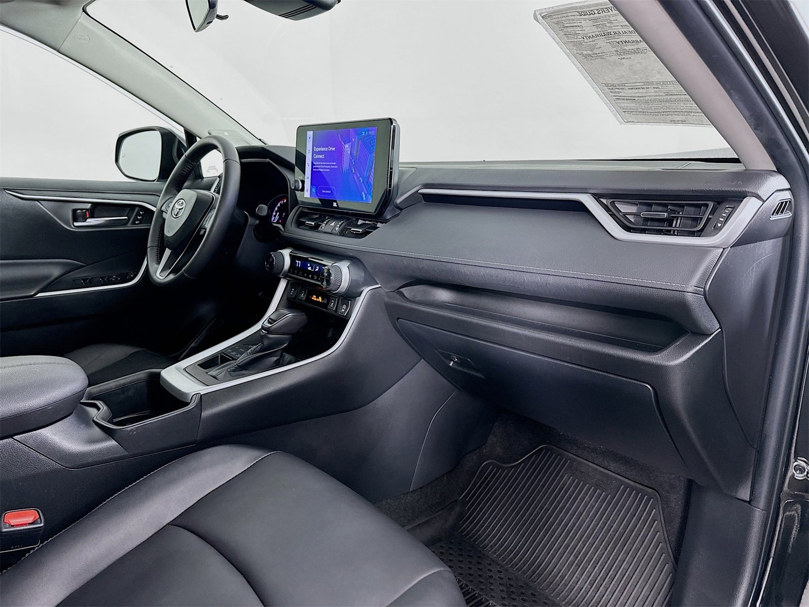 Certified 2023 Toyota RAV4 XLE Premium image 31