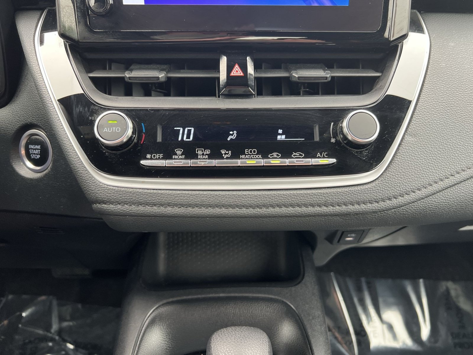 Used 2023 Toyota Corolla SE FWD image 19