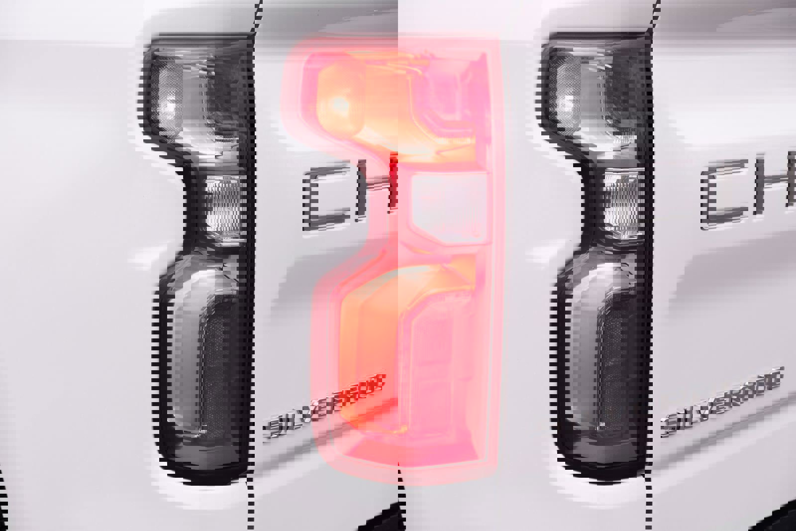 Used 2023 Chevrolet Silverado 1500 High Country w/ Technology Package image 28