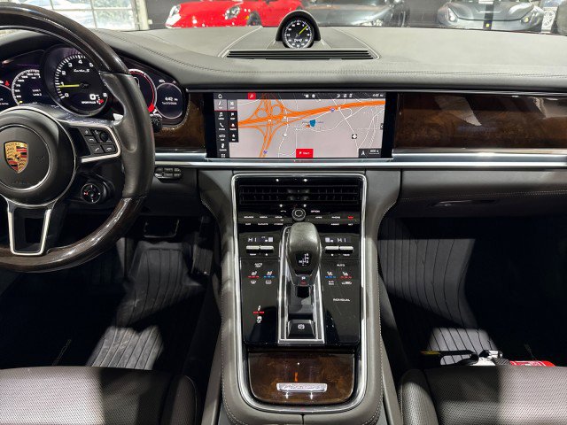 Used 2018 Porsche Panamera Turbo S image 70