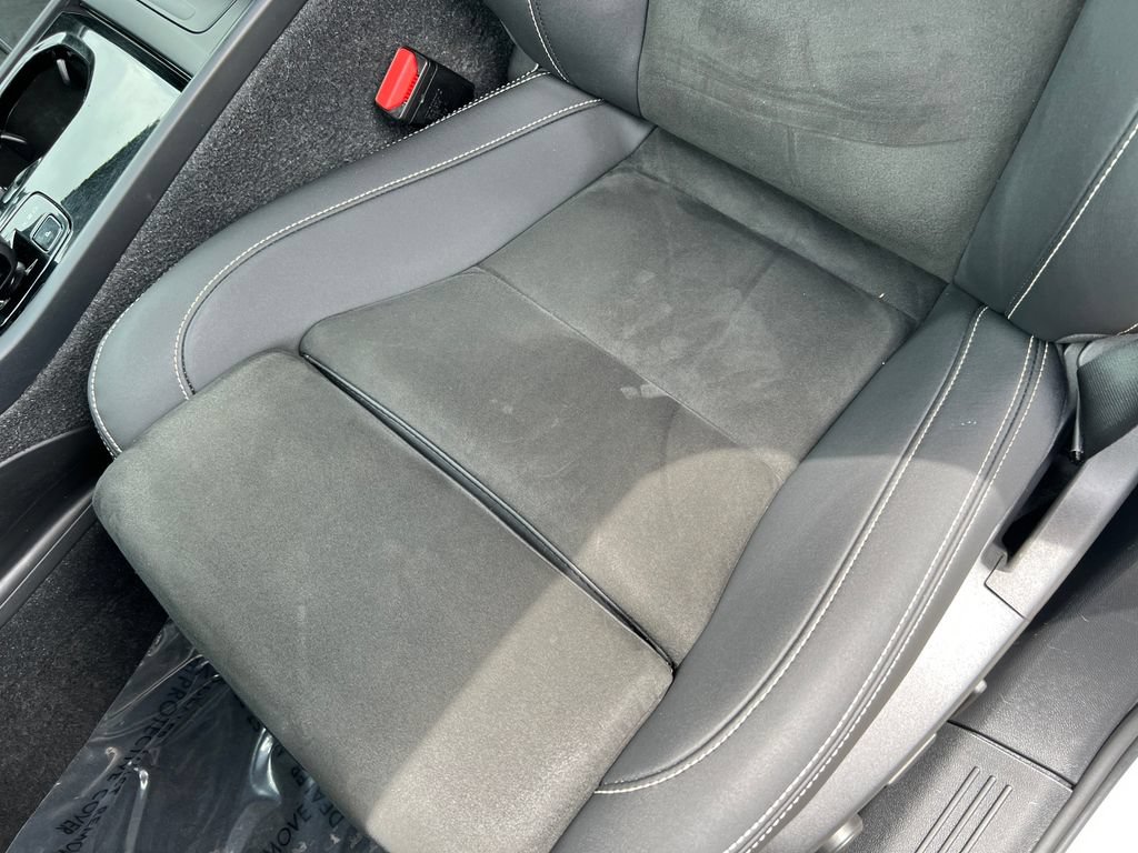 Used 2023 Volvo XC40 Recharge Ultimate AWD/4WD image 16