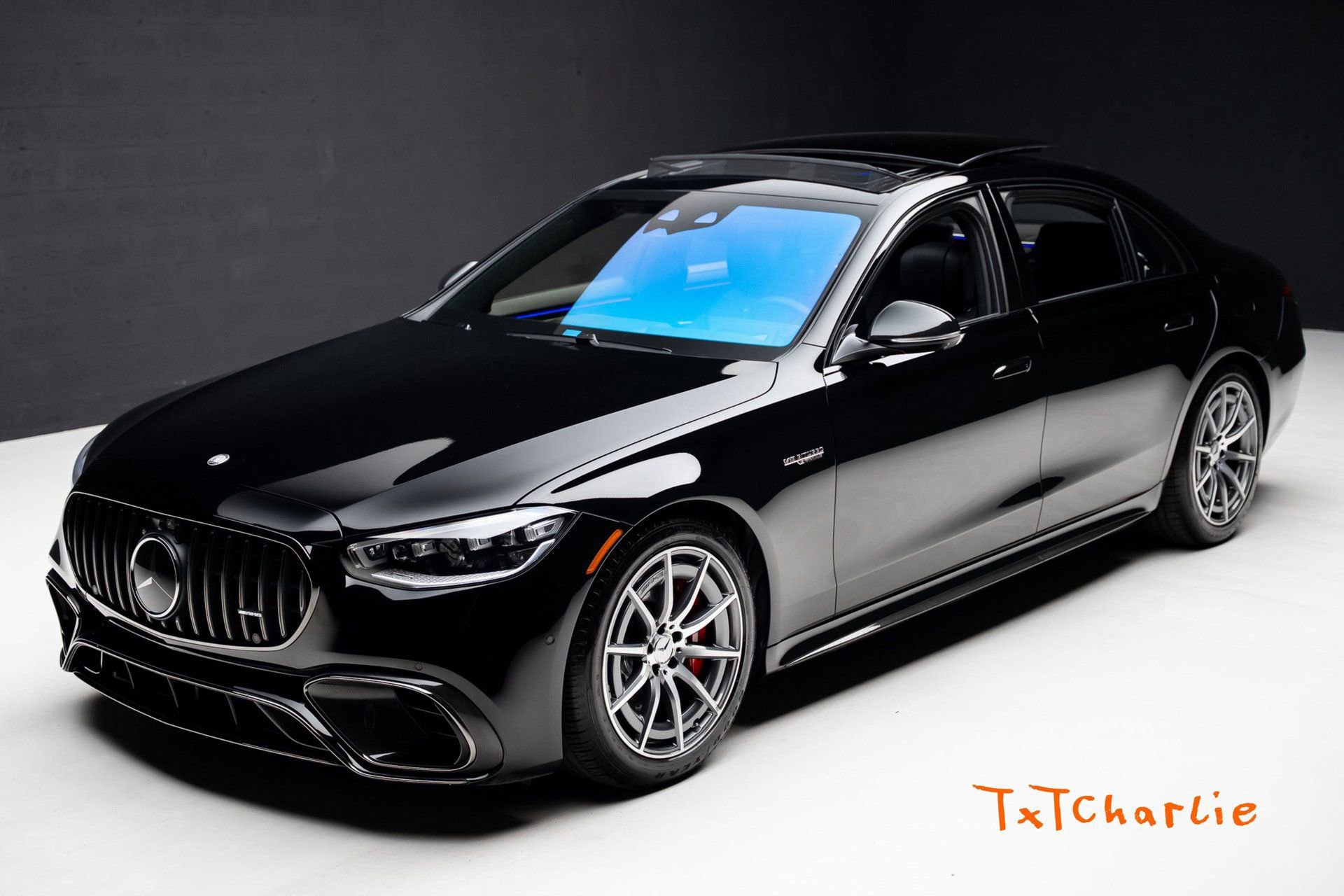 Used 2025 Mercedes-Benz S 63 AMG S image 1