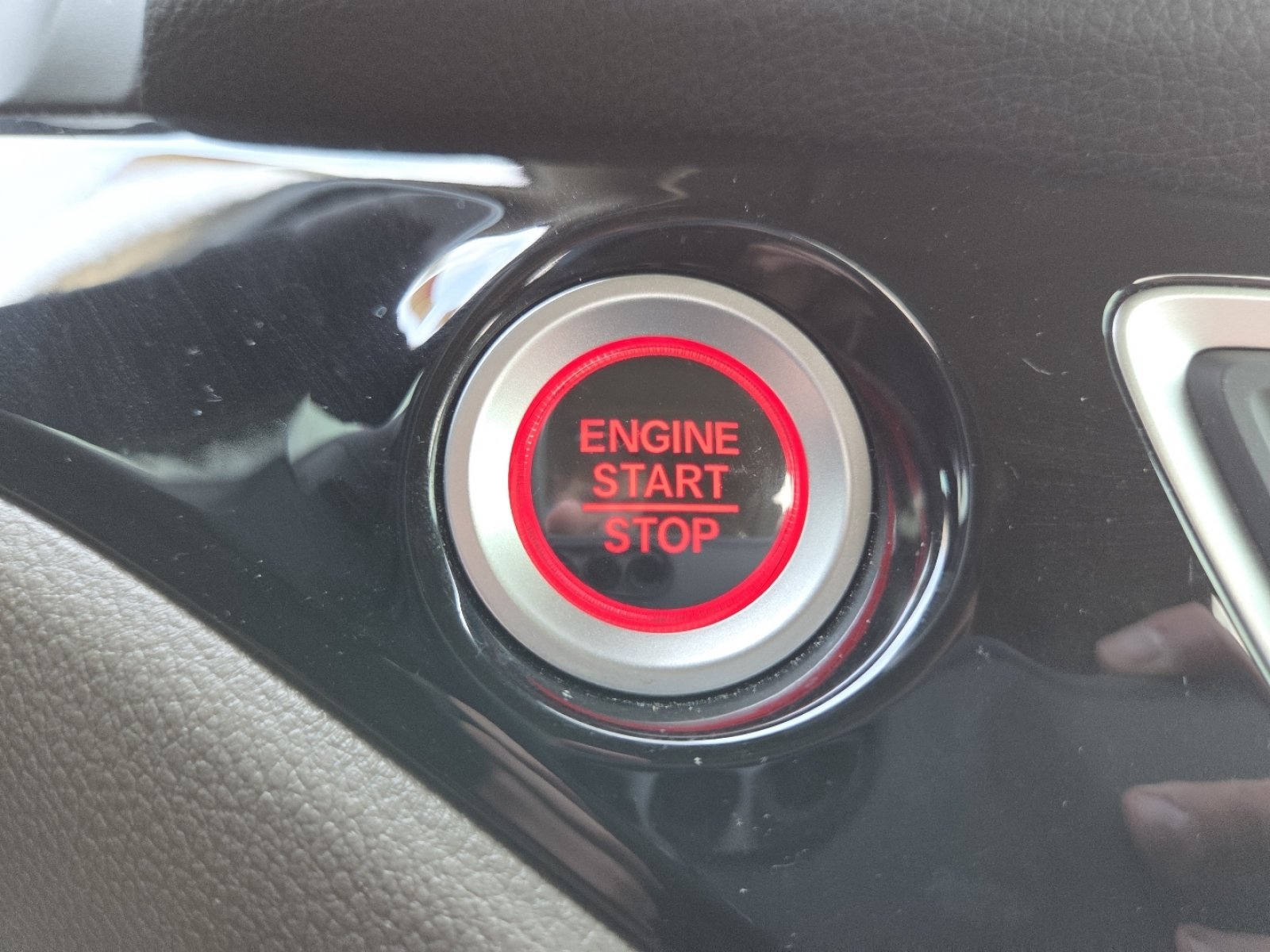 Used 2022 Honda Pilot Elite image 11