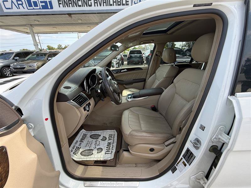 Used 2015 Mercedes-Benz GL 450 4MATIC image 18