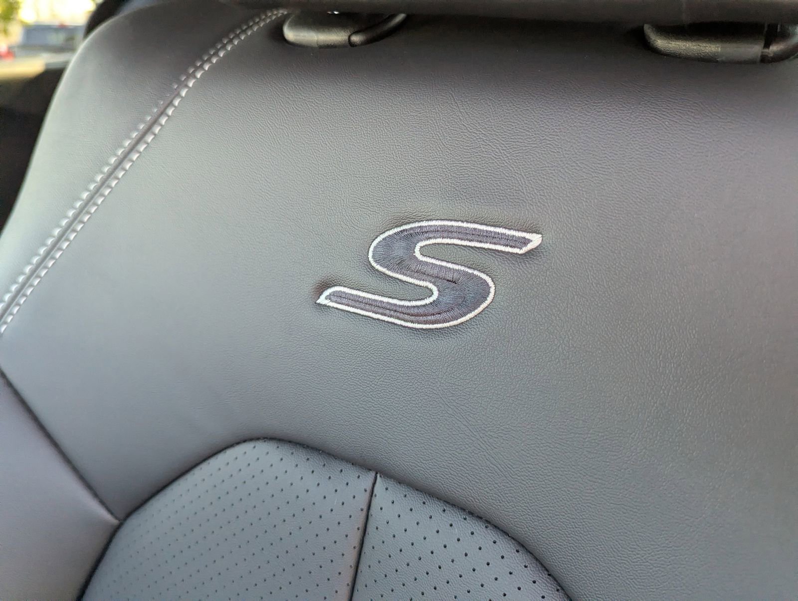 New 2026 Chrysler Pacifica Select image 13