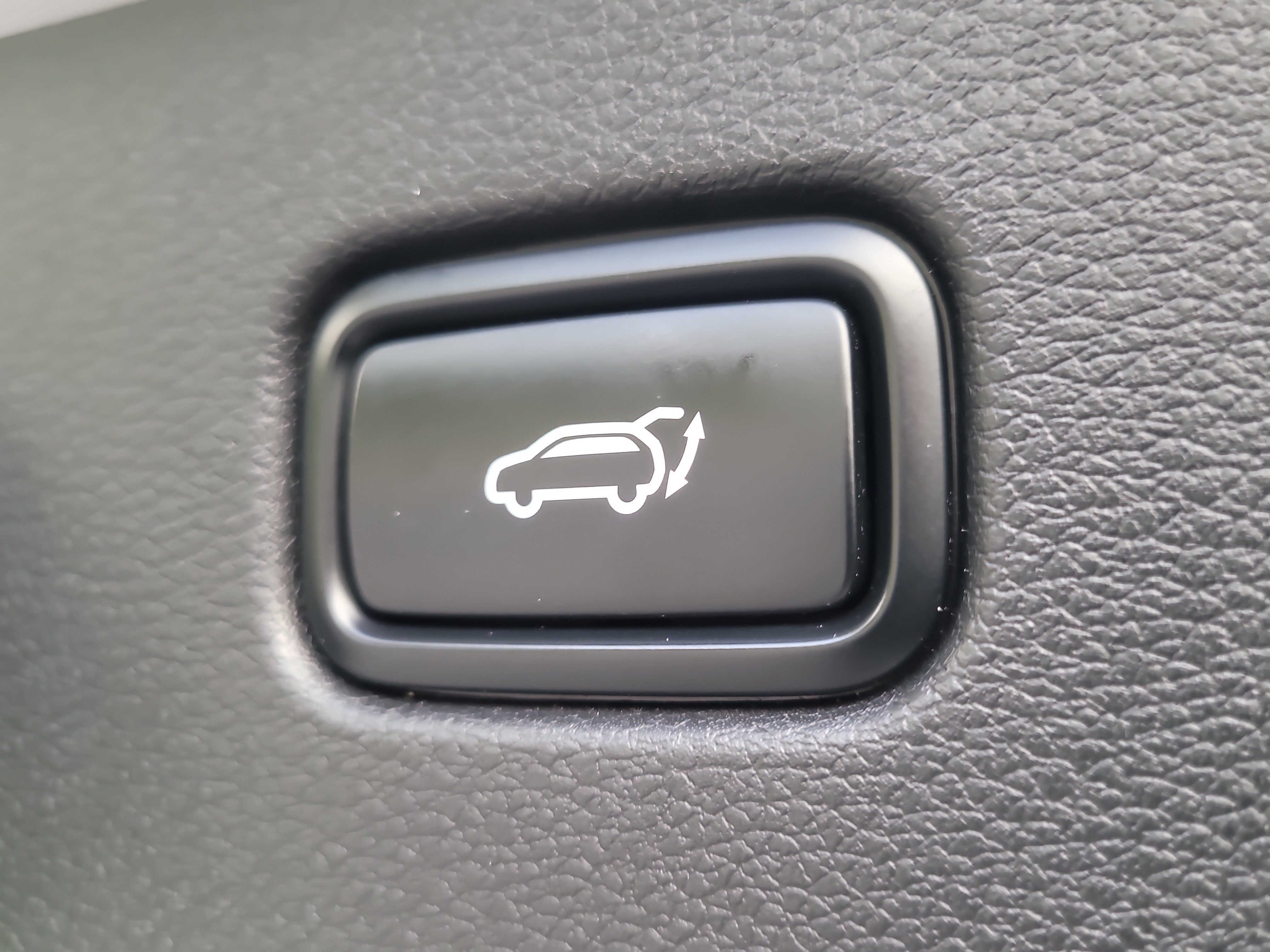 Used 2024 Kia Sportage SX FWD image 12