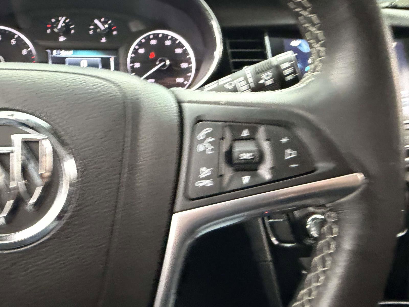 Used 2018 Buick Encore Preferred w/ Experience Buick Package image 22