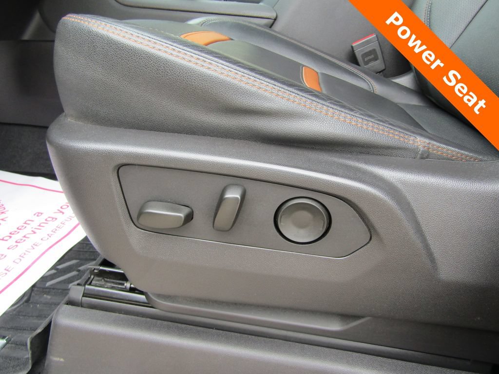 Used 2024 GMC Sierra 1500 AT4 w/ Technology Package AWD/4WD image 8
