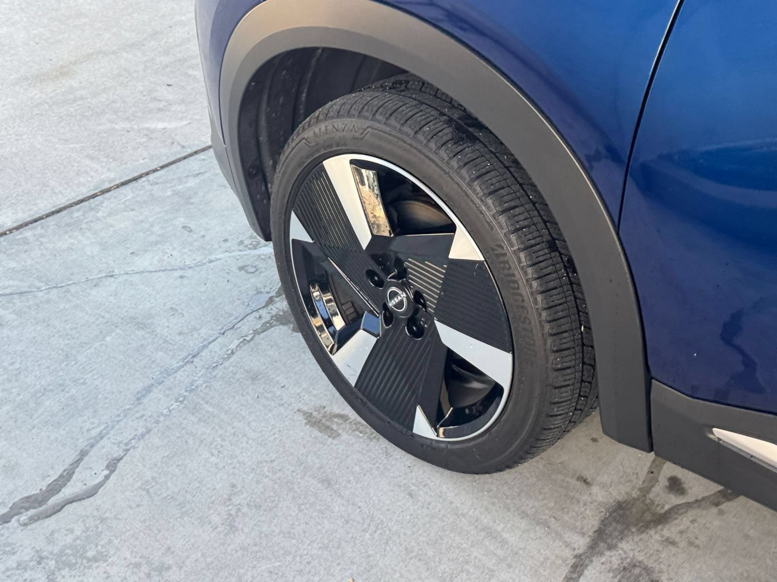 Used 2026 Nissan Kicks SR FWD image 29