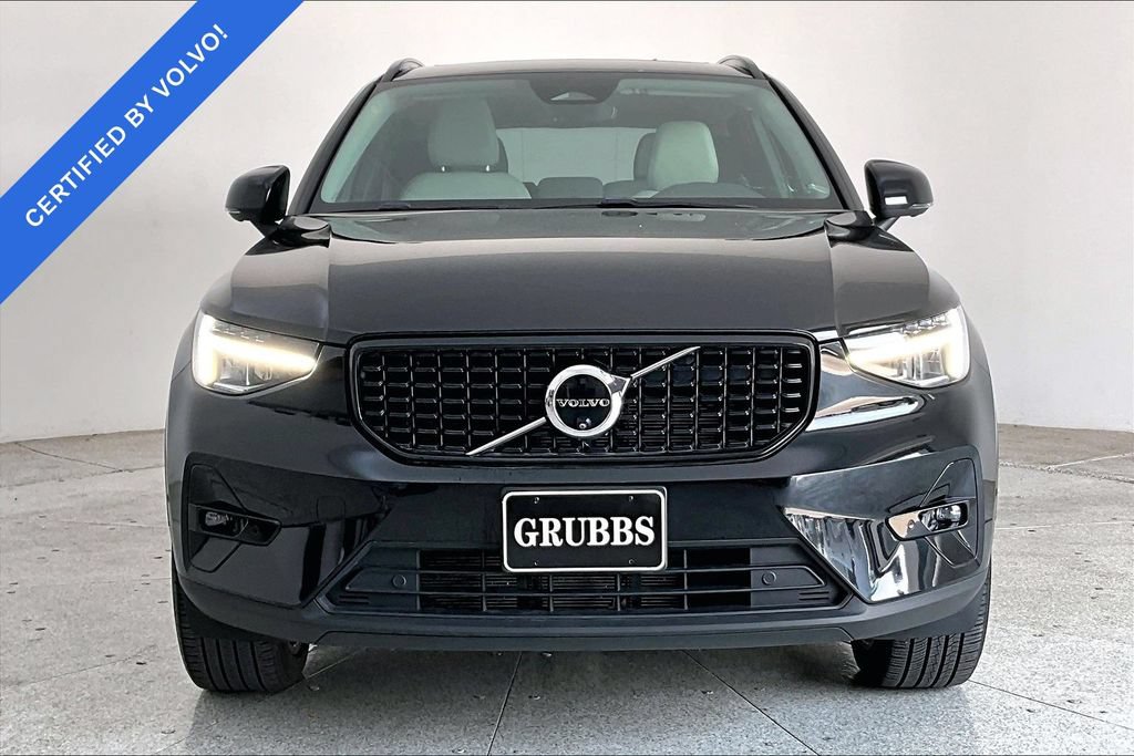Certified 2024 Volvo XC40 B5 Plus w/ Protection Package Premier AWD/4WD image 3