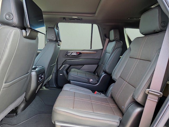 New 2026 Chevrolet Tahoe High Country AWD/4WD image 14