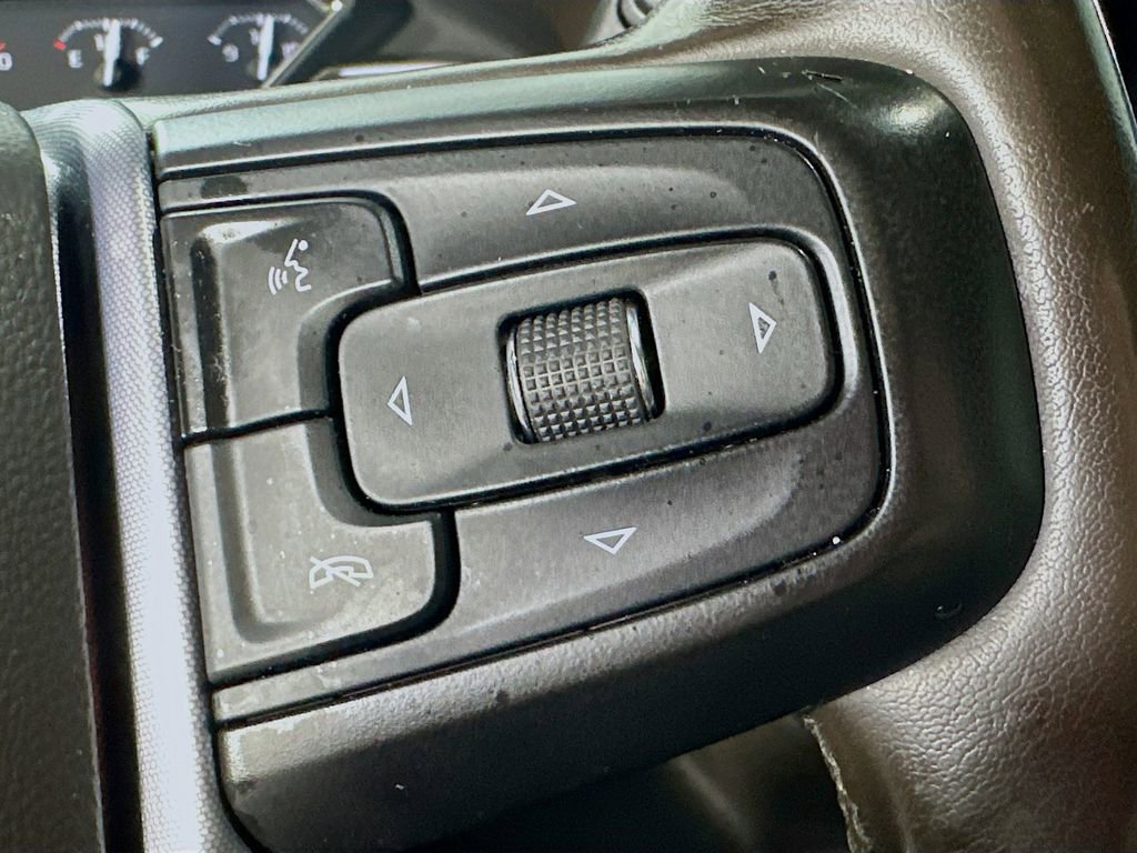 Used 2019 GMC Sierra 1500 SLT w/ SLT Premium Plus Package AWD/4WD image 24