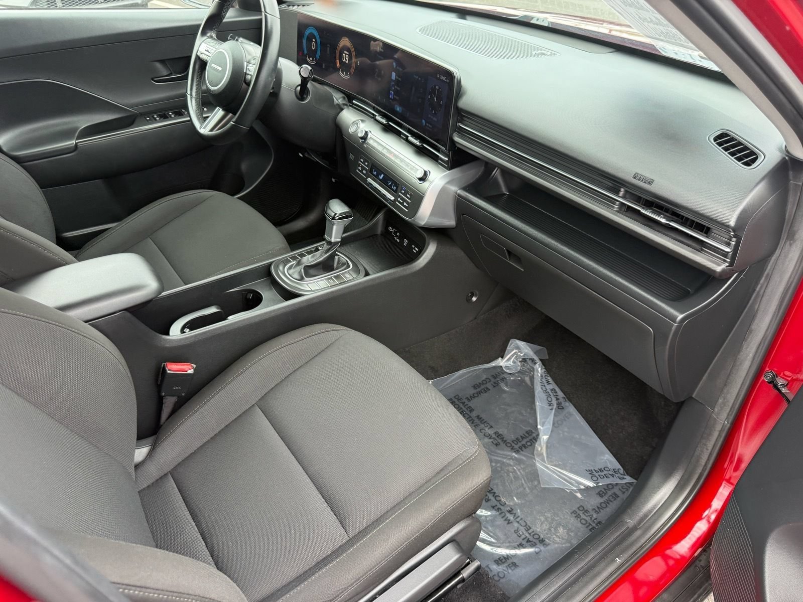 Used 2025 Hyundai Kona SEL FWD image 30