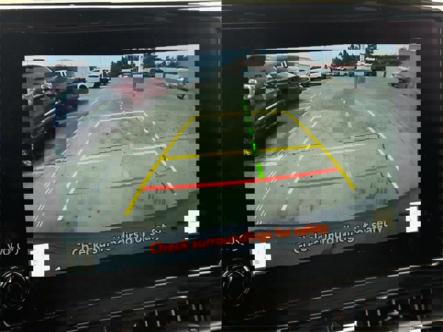 Used 2023 Toyota Corolla Cross XLE image 18