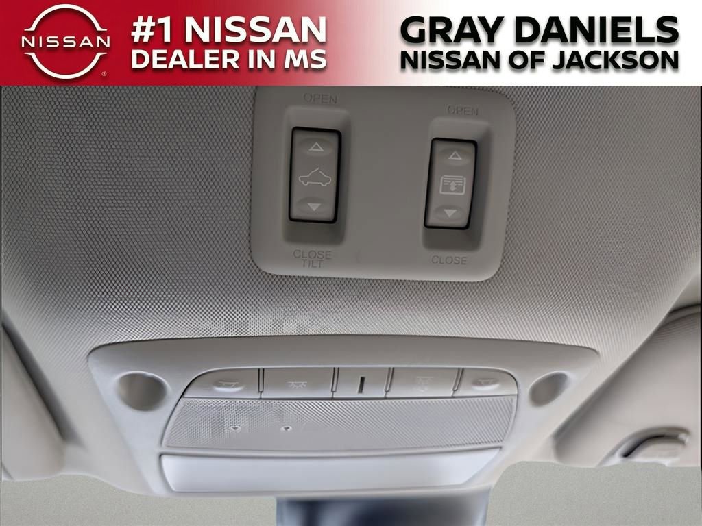 Used 2024 Nissan Murano SL image 18