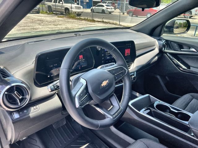 Certified 2025 Chevrolet Equinox LT FWD image 11