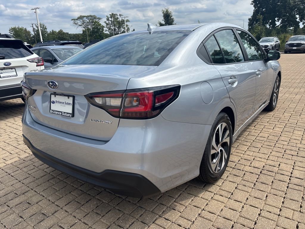 Used 2025 Subaru Legacy Premium image 9