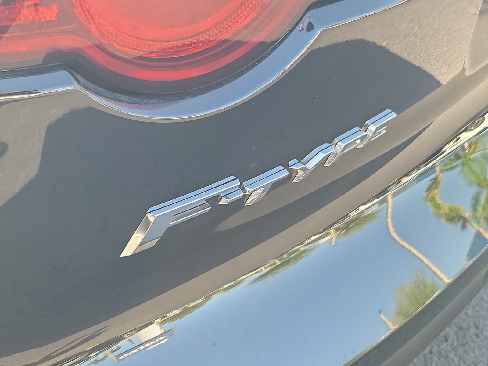 Used 2020 Jaguar F-TYPE Checkered Flag RWD image 10