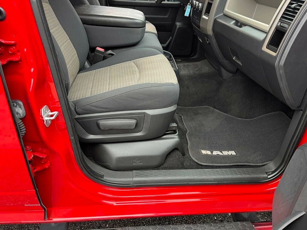 Used 2012 RAM 1500 Express w/ ST Popular Equipment Group AWD/4WD image 37