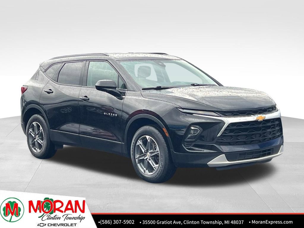 Certified 2024 Chevrolet Blazer LT w/ Convenience Package FWD image 8