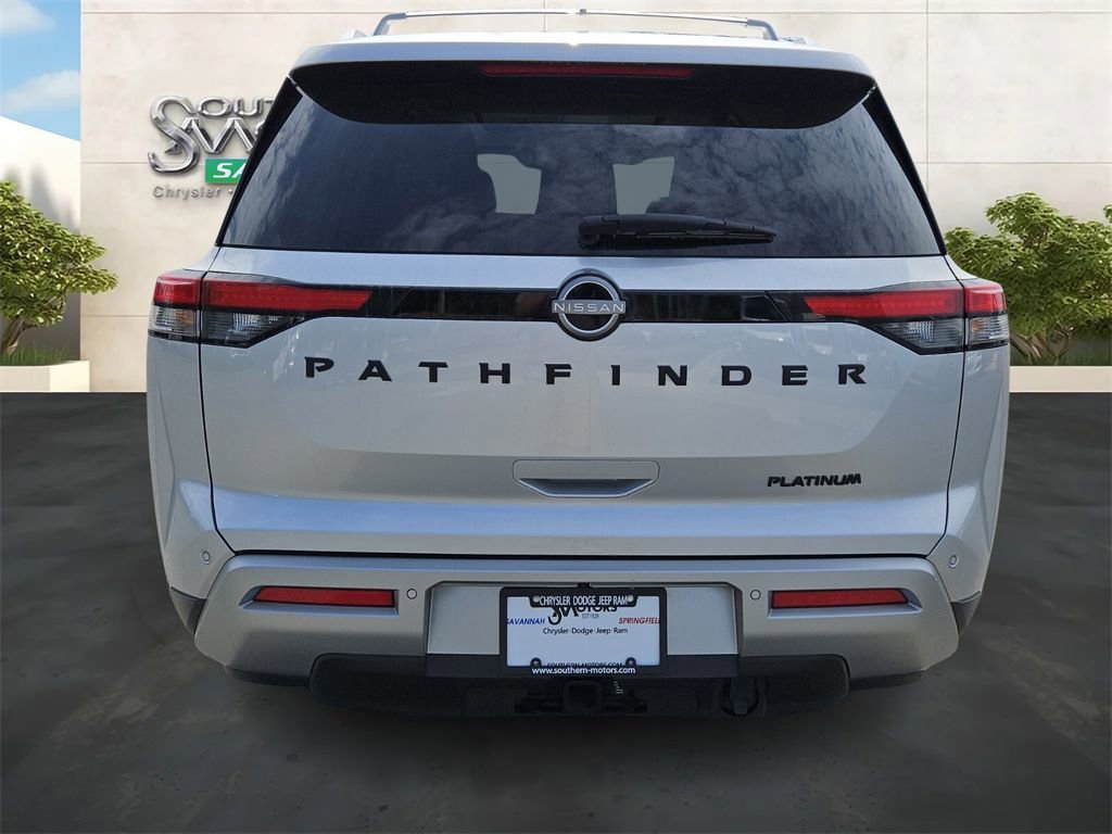 Used 2025 Nissan Pathfinder Platinum w/ Black Appearance Package image 4
