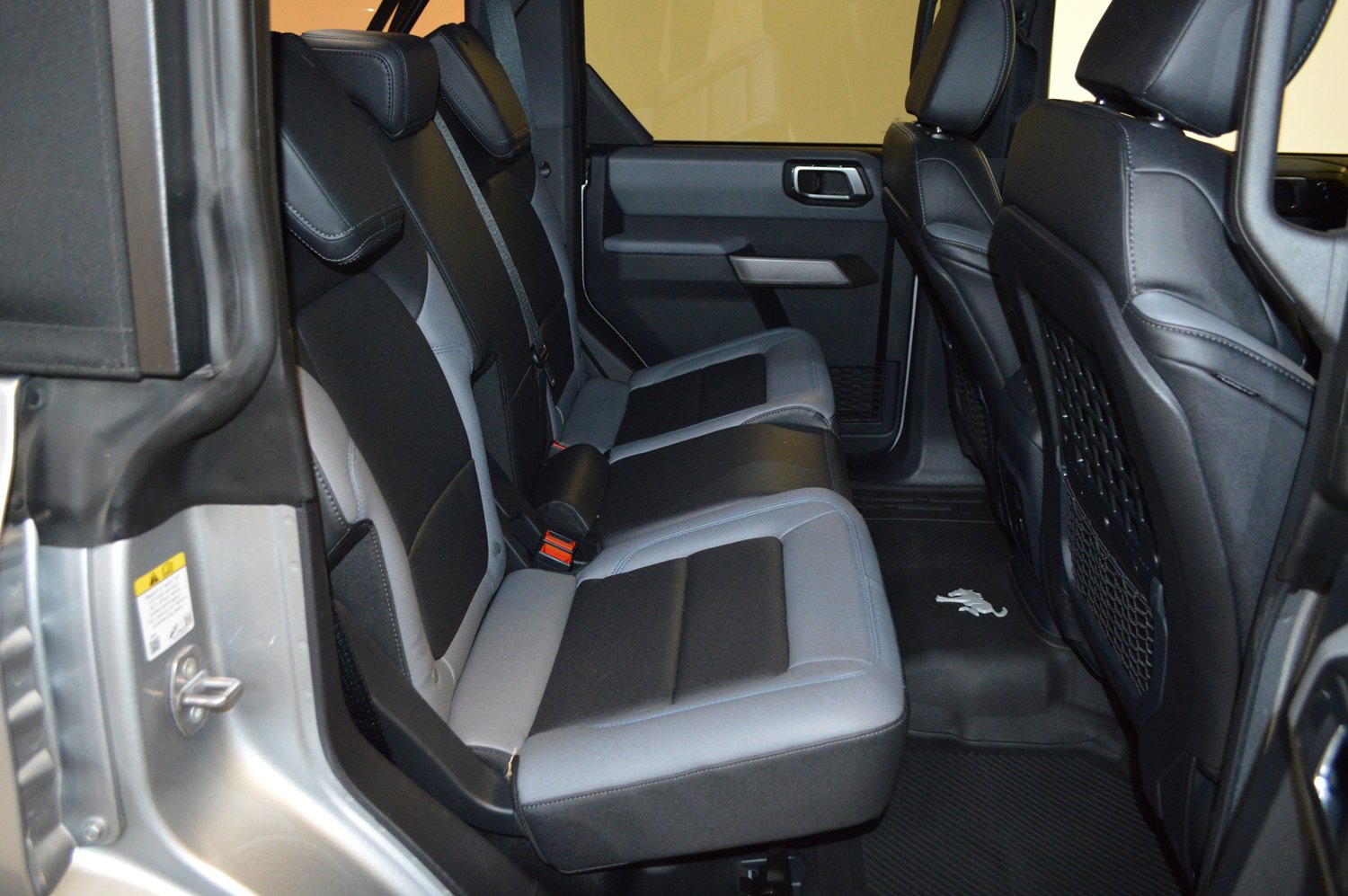 Used 2021 Ford Bronco Black Diamond image 12