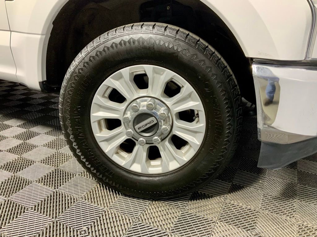Used 2021 Ford F250 XLT image 30