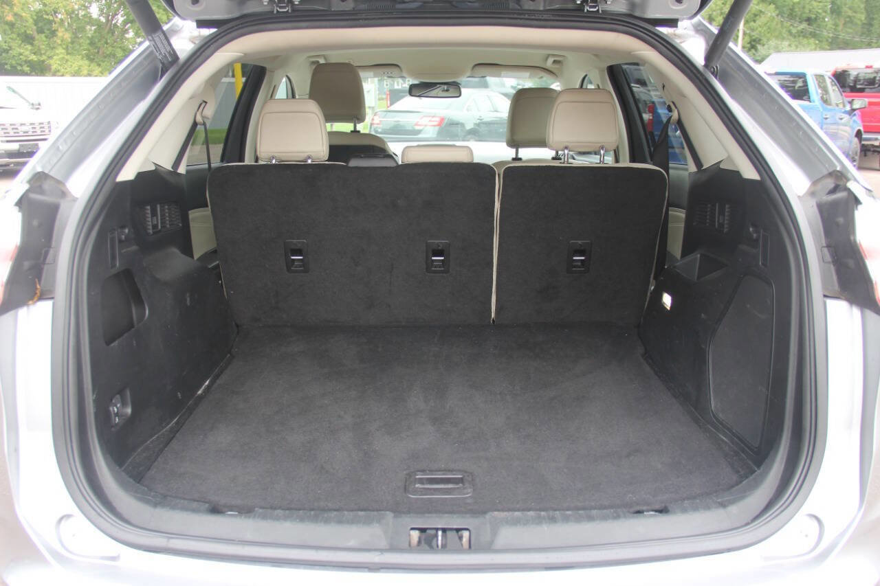 Certified 2022 Ford Edge Titanium image 12