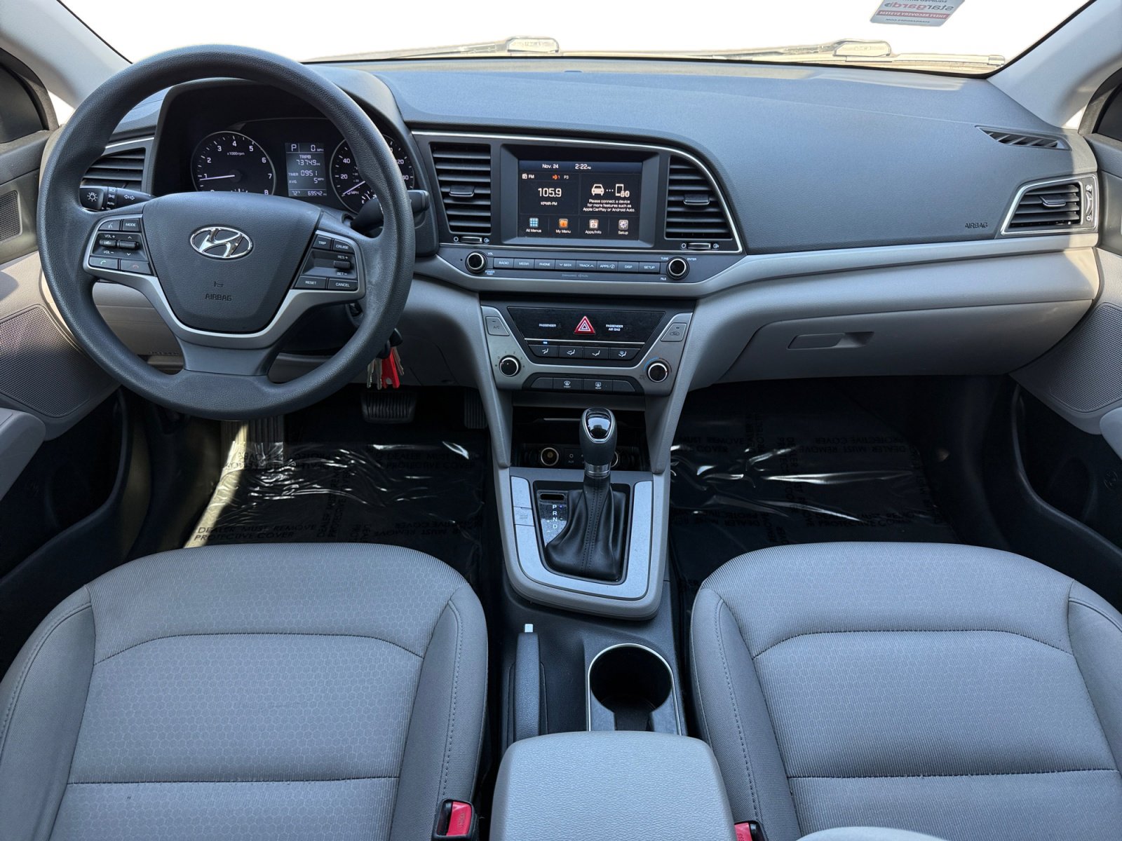 Used 2017 Hyundai Elantra SE image 10