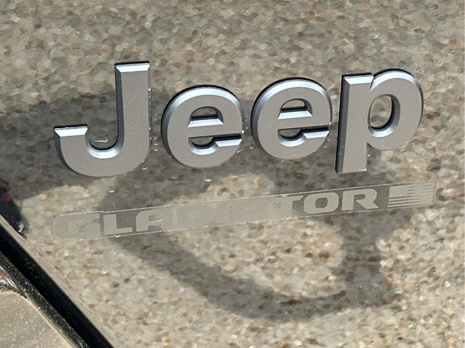 New 2025 Jeep Gladiator Sport image 15