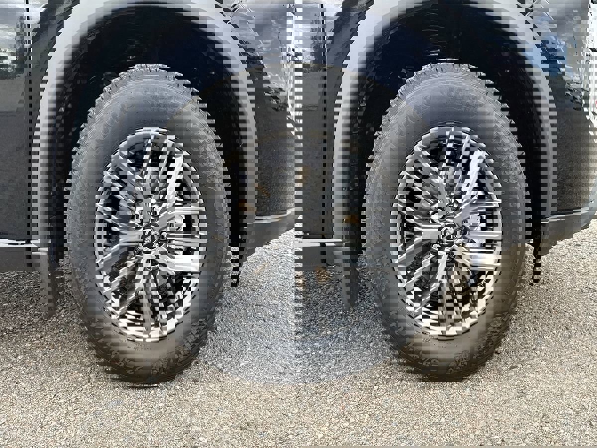 New 2026 Nissan Rogue S image 9