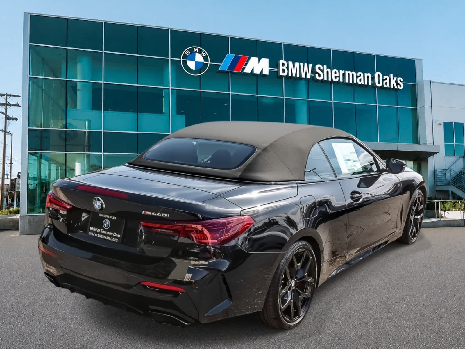 New 2026 BMW M440i Convertible w/ Premium Package RWD image 4