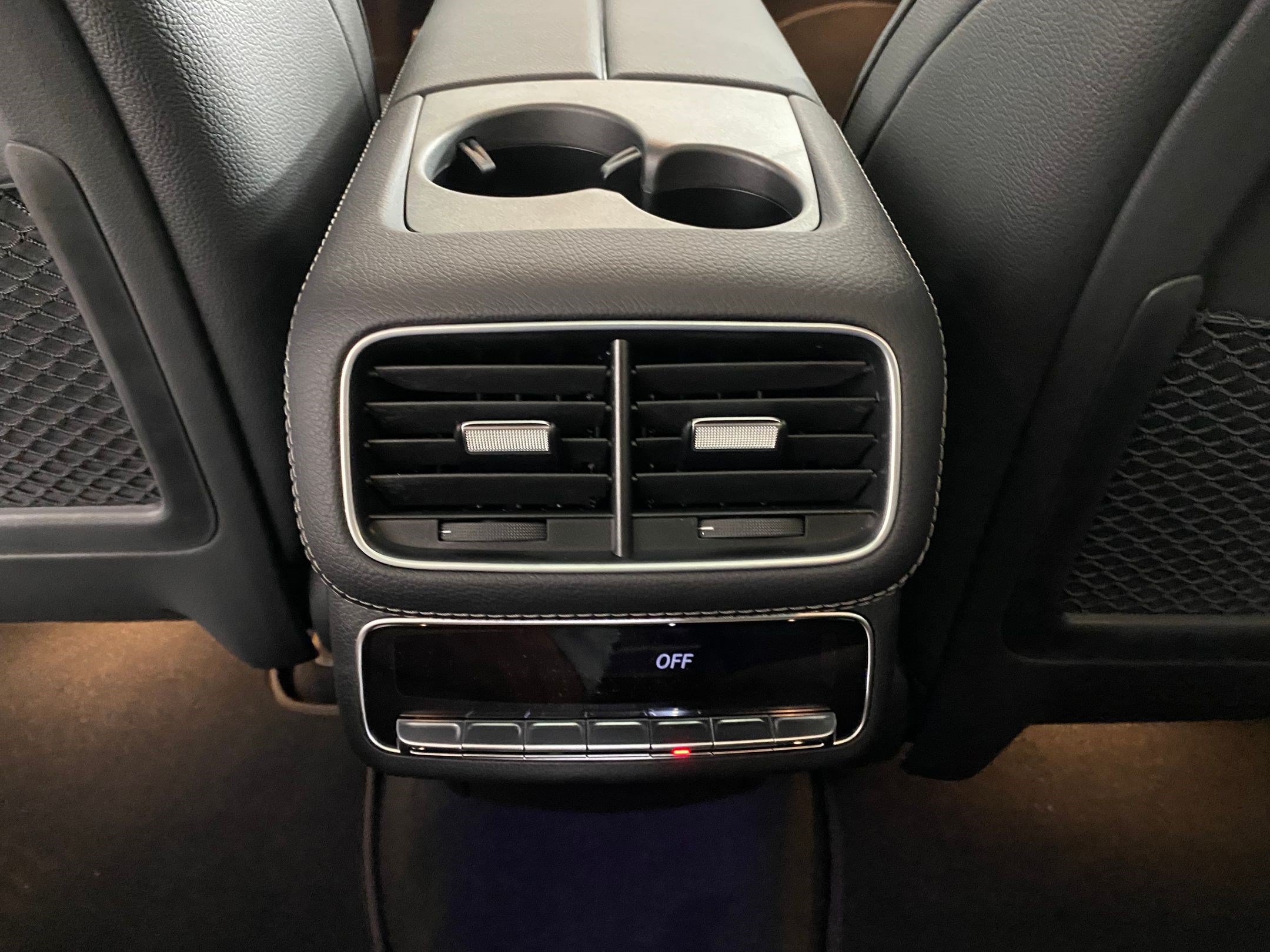 Used 2025 Mercedes-Benz GLS 450 4MATIC image 29