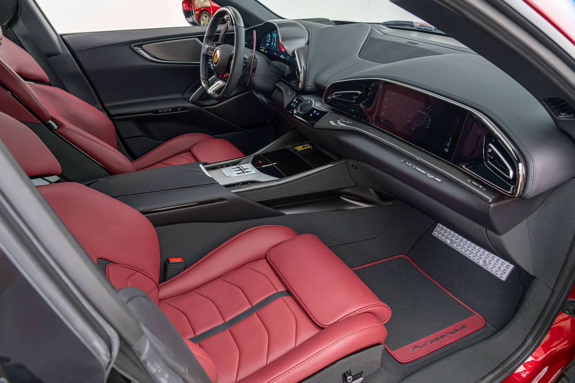 Certified 2026 Ferrari Purosangue AWD/4WD image 38