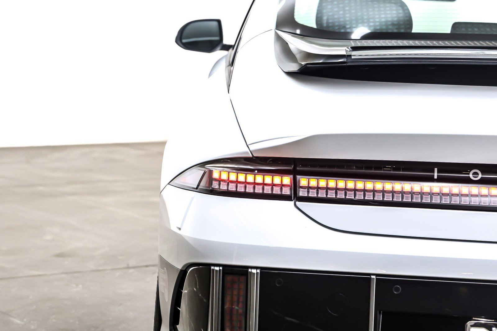 Used 2025 Hyundai Ioniq 6 SE image 15