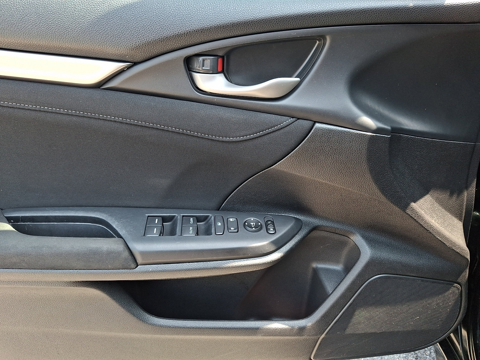 Used 2021 Honda Civic EX image 12